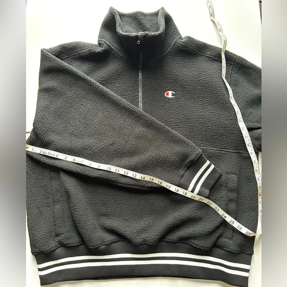 🌸BRAND NEW Champion Pullover. Fuzzy & Cozy. Black/White w/ Pockets Size: XL - Picture 9 of 14